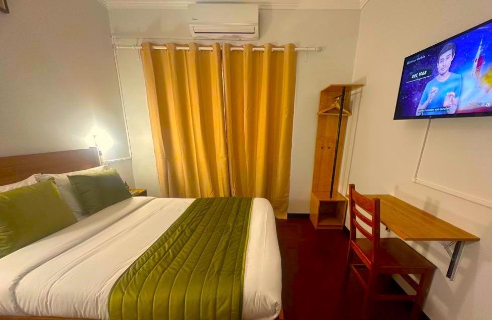 אמאדורה Lisabonna Guest House מראה חיצוני תמונה
