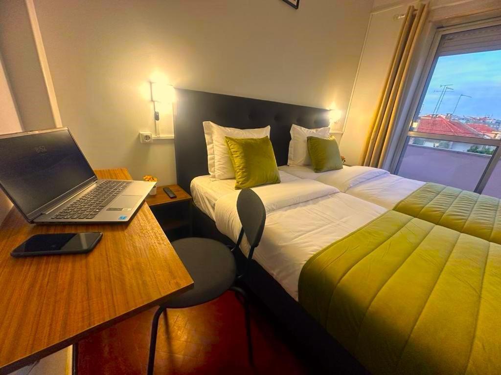 אמאדורה Lisabonna Guest House מראה חיצוני תמונה