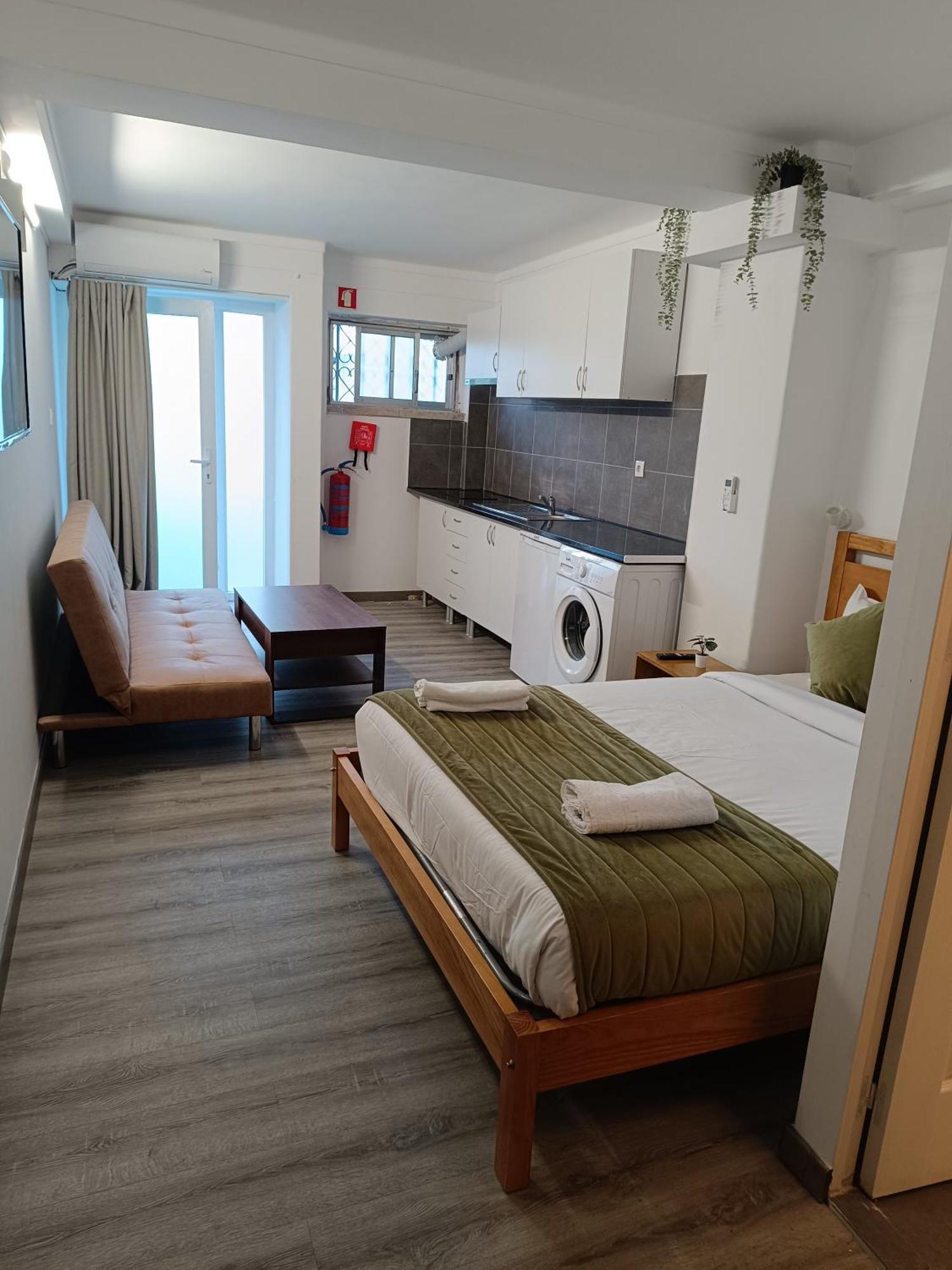 אמאדורה Lisabonna Guest House מראה חיצוני תמונה
